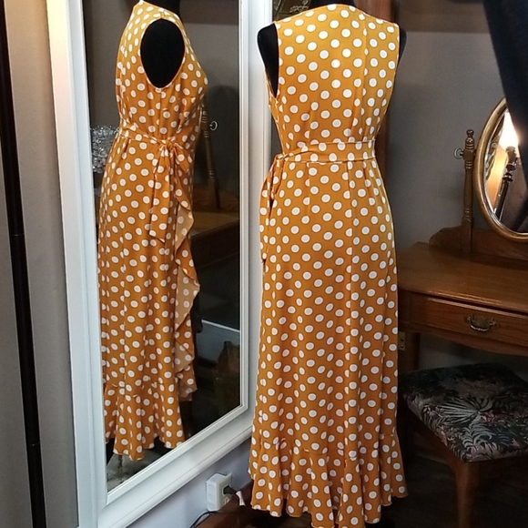 Papillon Poke a dot mustard wrap dress - Picture 4 of 9